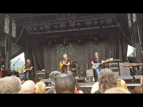 Rik Emmett (Triumph) Live:   Somebody's Out There - August 18, 2018
