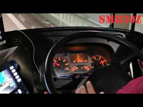 [SMRT Buses] Loud turbo + ZF Thrashing Compilation  - SMB30Z