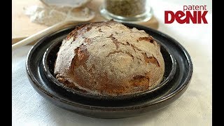 Bread & Cake back plate from Denk Keramik