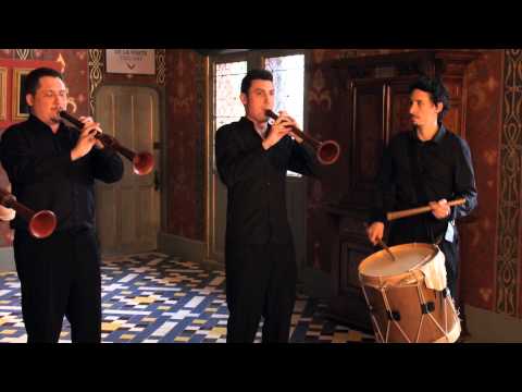 Basse-danse "La Brosse" - Pierre Attaingnant (Ens. Le Banquet du Roy)