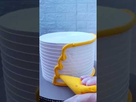 Simple cake decoration 🔥 for Bigginers  #shorts #trending #tastycakes #shortsfeed #papperflower #yt