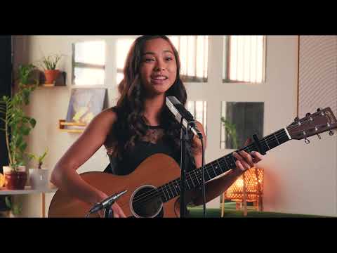 Promotional video thumbnail 7 for Adriana Bravo