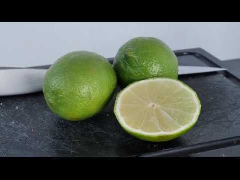 Howtococktail.com - Passionfruit Margarita 4K