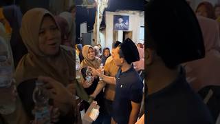 Download lagu Momen Ibu2 Antri Minta Doa Berkah Gus Elham Yahya mp3