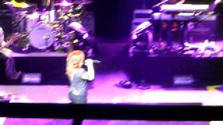 Kelly Clarkson - Don't Let Me Stop You Live (Dublin February 5 10)