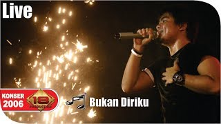 Download lagu Samsons - Bukan Diriku [Live Konser] at  Riau, 23 November 2006 mp3