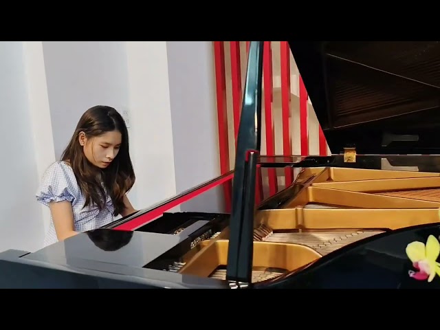 NGUYỄN BẢO TRÂN - ALLEGRO DE LA 40 EÙME SYMPHONIE WOLFGANG AMADEUS MOZART