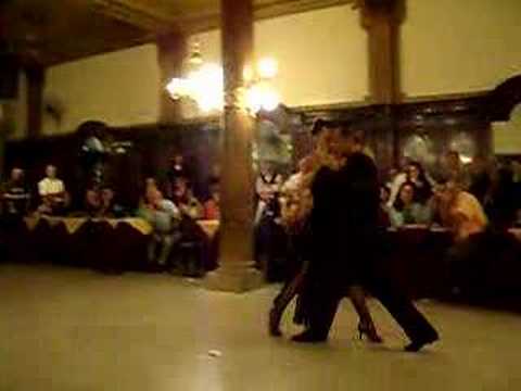  Osvaldo Zotto  and  Lorena Ermocida  are  dancing  to  the  tango  "  Indio Manso  "