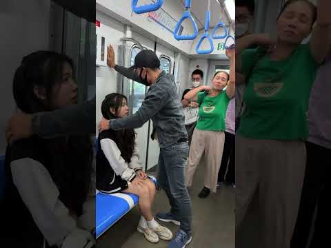 S.O.S how to rescue the girl on the train [KINDNESS MAN] #kindness #respect #goodman #happy #train