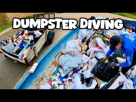 We Don't Care If Its \Trash\ | Dumpster Diving at Colleges