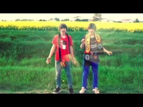 DieLochis - WIR STÜRMEN BERGAUF! (EM SONG 2012)