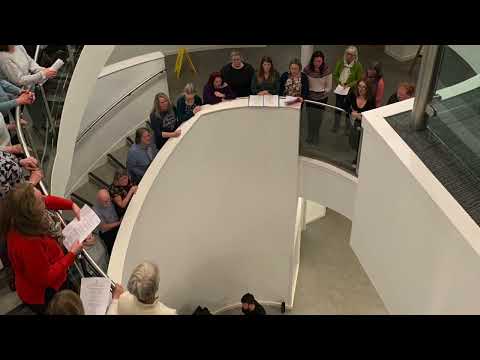 Bath Rock Choir - Rehearsing on a staircase