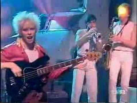 Kajagoogoo big apple on TV