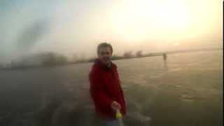preview picture of video 'GoPro under the ice in the frozen Zegrze Lake,Poland'