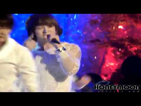[FANCAM]101005 ZE:A-MAZELTOV(Jun Young Ver.)