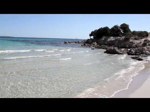 LOVESARDINYA.TV - Spiaggia Rena Bianca (Rena Bianca beach) - Porto Cervo