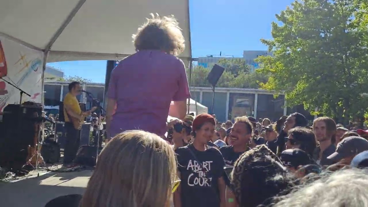 chik chik chik !!! Live at KEXP 50th anniversary!!