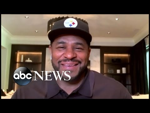 How Jerome Bettis raises money to provide Pittsburgh-area students with essential technology