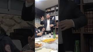 דרשה לאזכרה-הפטרת משפטים יואש המלך הרב עדיאל בוארון (הרב אברהם מלמד) - התמונה מוצגת ישירות מתוך אתר האינטרנט יוטיוב. זכויות היוצרים בתמונה שייכות ליוצרה. קישור קרדיט למקור התוכן נמצא בתוך דף הסרטון