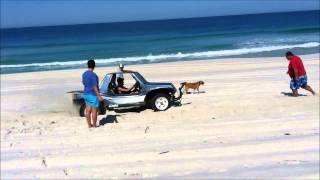 preview picture of video 'Hilux em Praia Seca'