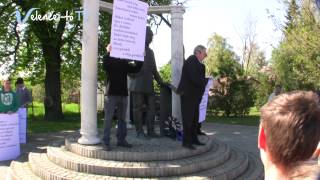 preview picture of video 'Vörösmarty Konferencia - Kápolnásnyék vers szavalás'