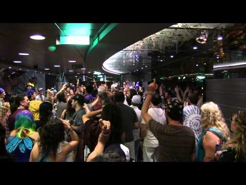 Jam Cruise late night hallway party with Jans Ingber 1/8/14 (Part 1)