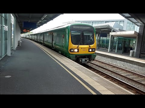 Irish Rail 29000 Class DMU's 29121 & 29118 at Newry. 8/7/22