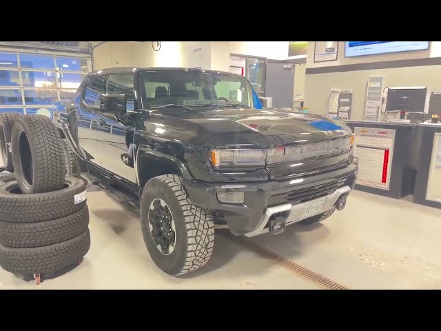 2025 GMC HUMMER EV Pickup 2X Demo in Cars & Trucks in Oakville / Halton Region