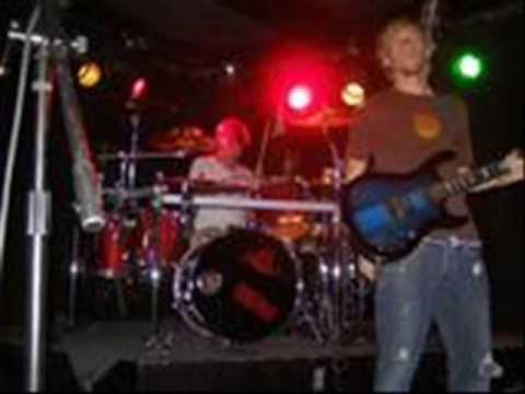 connor shaw playing epic long guitar solo - the escape artist - overload