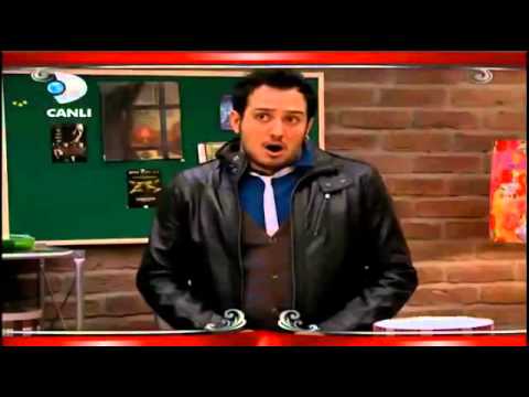 Sarp Apak (Aa Çok Sert - Aa Vuuu Çok sert ) 'Yalan Dünya' Beyaz Show 06.04.2013