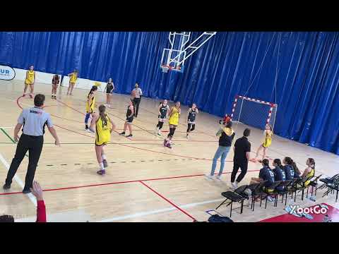 1 cuarto  - Distrito Olímpico  - Canoe - 19 de octubre  de 2025 - Baloncesto