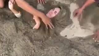 Download lagu Instastory : Luna Maya di kubur hidup2 di film Sabrina mp3 Download lagu Instastory : Luna Maya di kubur hidup2 di film Sabrina mp3