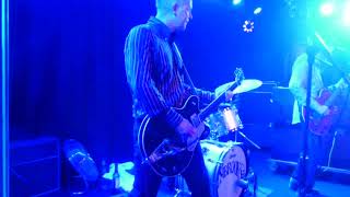 The Solarflares-Girl In a Briefcase-Live at the Water Rats 14th Oct 2017