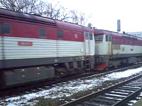 dvojice pražských 749 na posunu