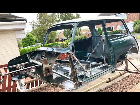 Classic Mini Mk1 Conversion - How to Remove a Mini Inner wing - Part 30