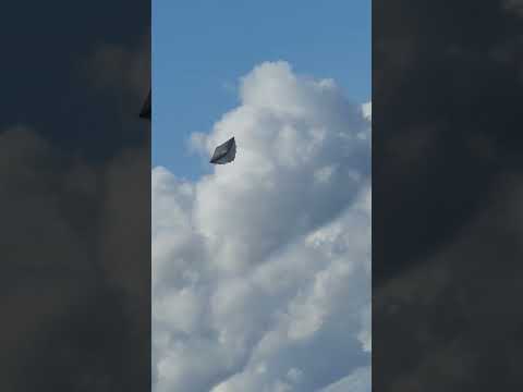 Tent flies into the sky like a balloon in Santa Juana, Chile