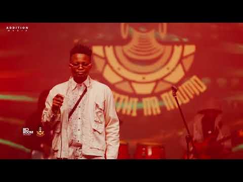 A Y R O S H    LIVE AT   R E D R O O M