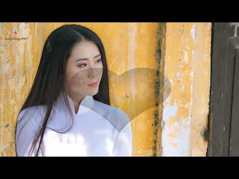 Thể hiện bởi Lâm Dung