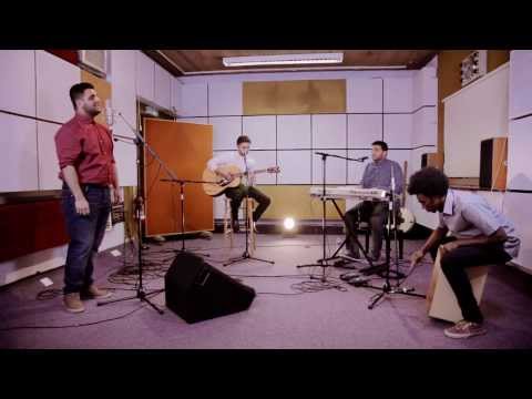 The107 - Live Sessions - (Pharrell - Happy Vs Mahi Ve Mahi)