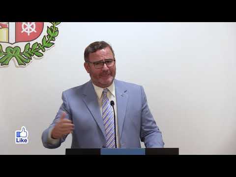 E Arubiano VIDEO Ban uni y duna un man pa tur nos muchanan por habri un bon aña escolar