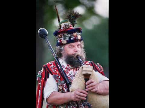 Serbian Erske bagpipe - erske gajde (Rumenka kolo)