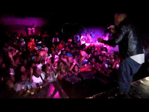 Celso Notiço - Me dá (feat Mikey) - Show