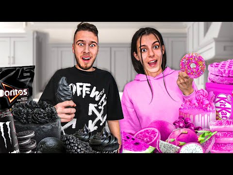 Mâncăm Doar Mâncare Roz Și Neagră 24 ORE ! *Cu Mitzuu*