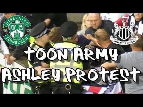 Ugly Scenes as Toon Fans Fight Amongst Themselves During Ashley Boycott Protest - Part 1 - 30.07.19