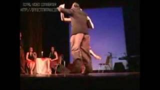 John Zabala y Pamela Ramos bailando: Milonguando en el 40 (Anibal Troilo 1941)