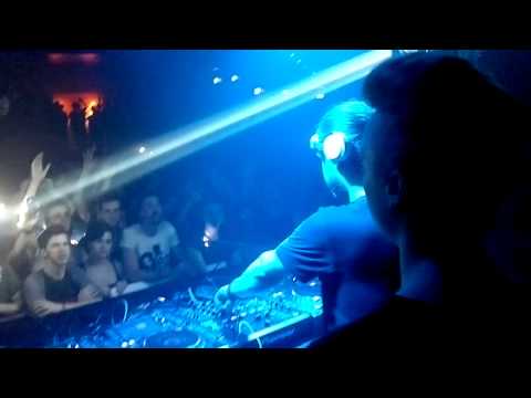 24/04/2013 JOHN DAHLBACK playing "Sweet Nothing" and "Every Breath" @ LIMELIGHT MILANO (OVERMIND)