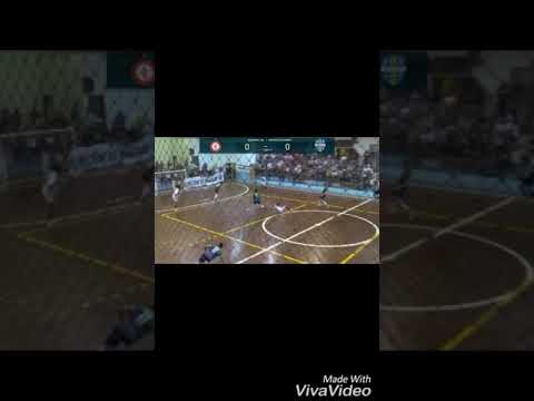 Lances Gregory Costa