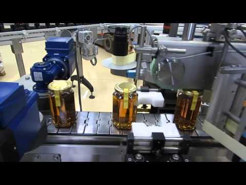 STAKO Etikettiermaschine / STAKO labelling machine