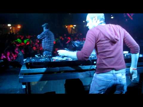 Shimon & Youthstar MC @ Mainframe 06.11.2010