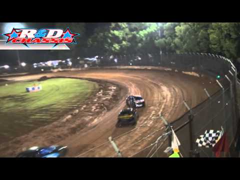 Modified Sedans - Heat 5 - Kings Royal - Kingaroy Speedway - 25.01.14